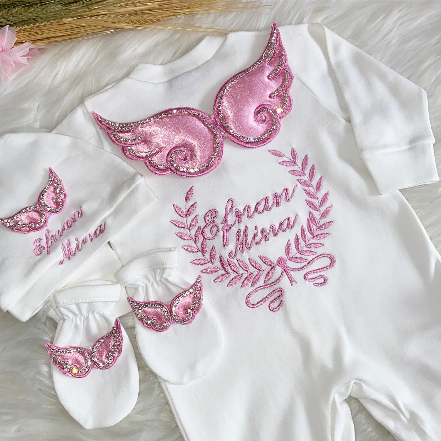 Dollbling 3pcs Embroidery Name - Baby Nursery Outfits のレビューと価格
