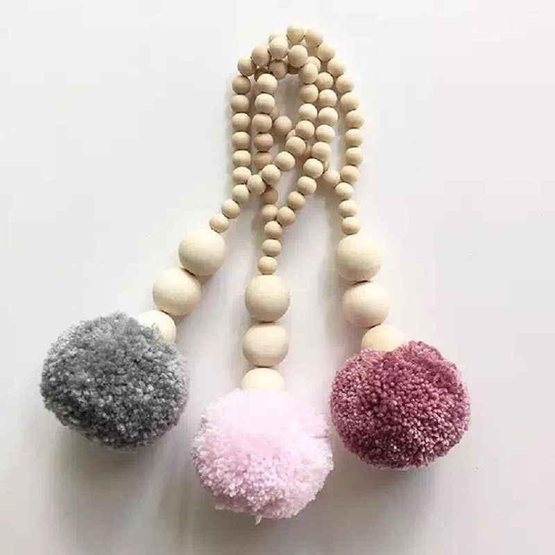 Wooden Beads Tassel Ball Garla - Baby Nursery Garland のレビューと価格