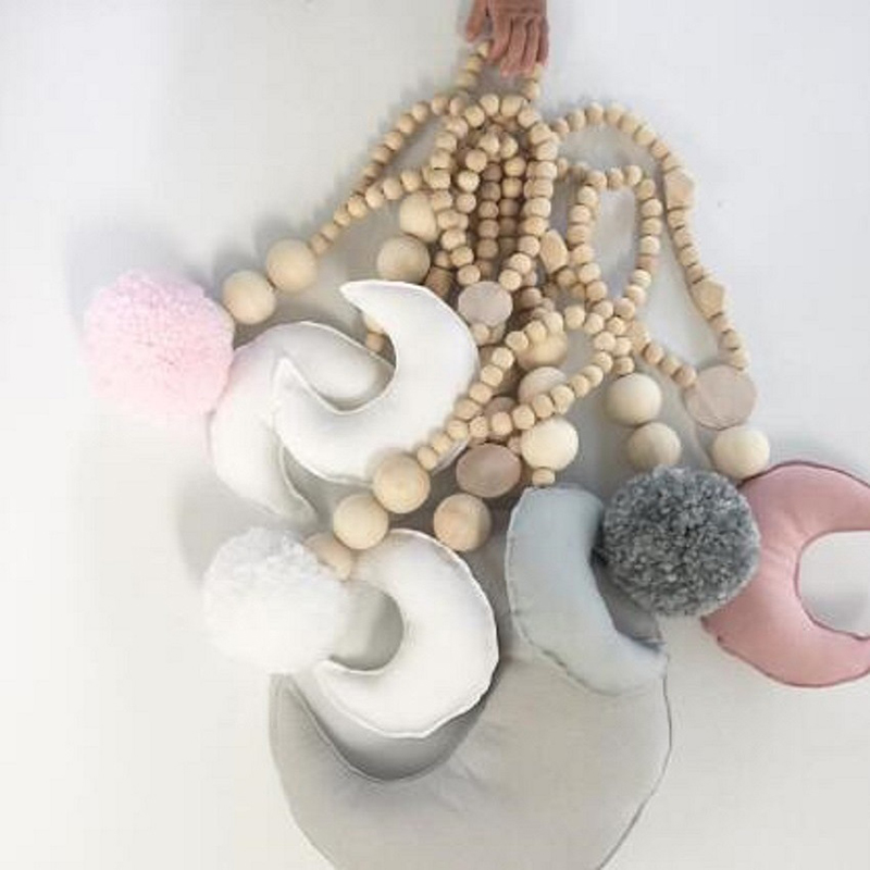 Wooden Beads Tassel Ball Garla - Baby Nursery Garland のレビューと価格