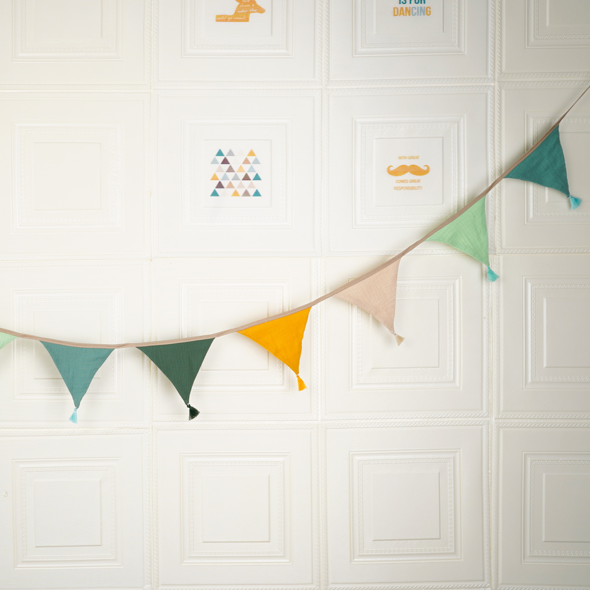 2.6M/8.5FT Nursery Candy Fabri - Baby Nursery Garland のレビューと価格