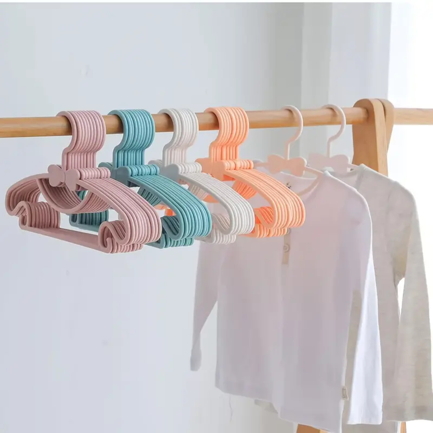 Baby Hangers For Kids Clothes, - Baby Nursery Hangers のレビューと価格