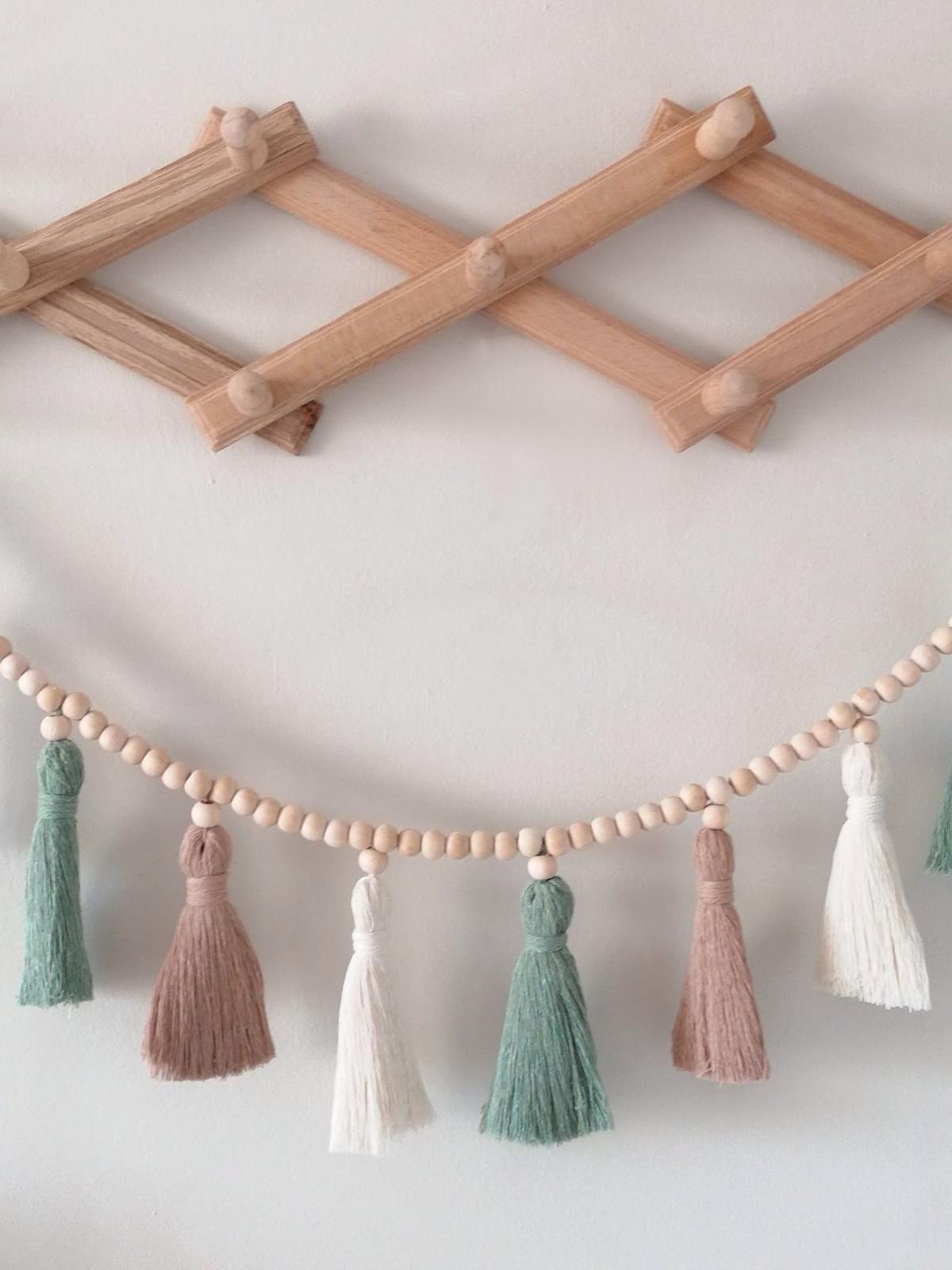 Tassel Macrame Garland , Boho  - Baby Nursery Garland のレビューと価格
