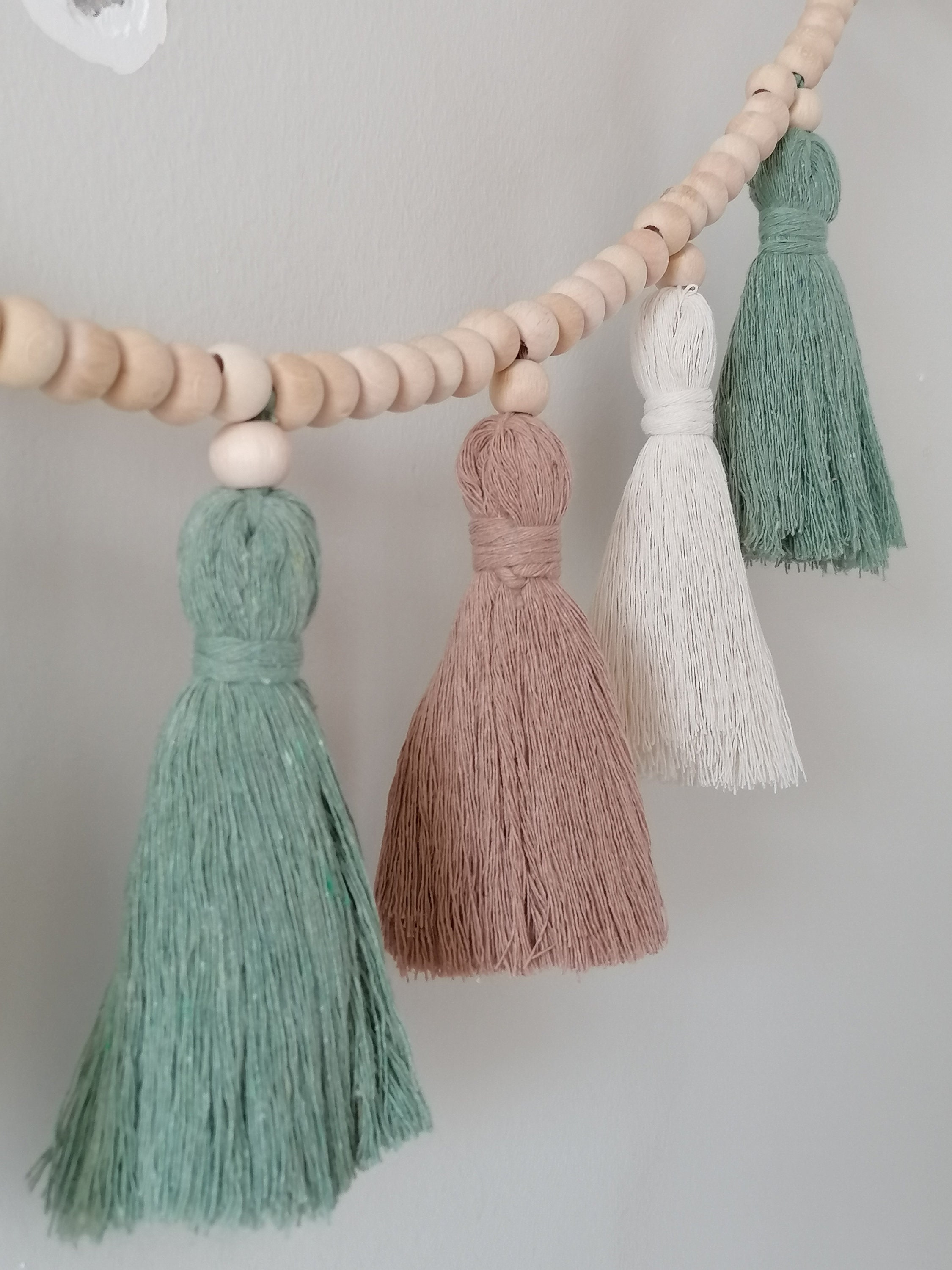Tassel Macrame Garland , Boho  - Baby Nursery Garland のレビューと価格