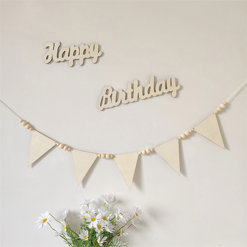 Baby Room Garland Wooden Trian - Baby Nursery Garland のレビューと価格